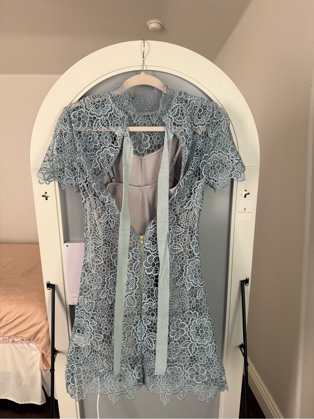 Self-Portrait Blue Floral Lace Open Back Mini Dress｜US 4｜Excellent - Picture 7 of 8